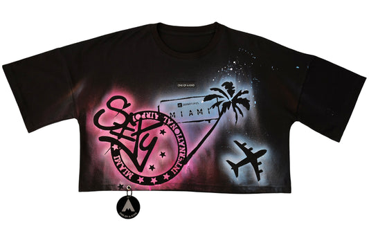 CROP T-SHIRT, SIZE: LARGE